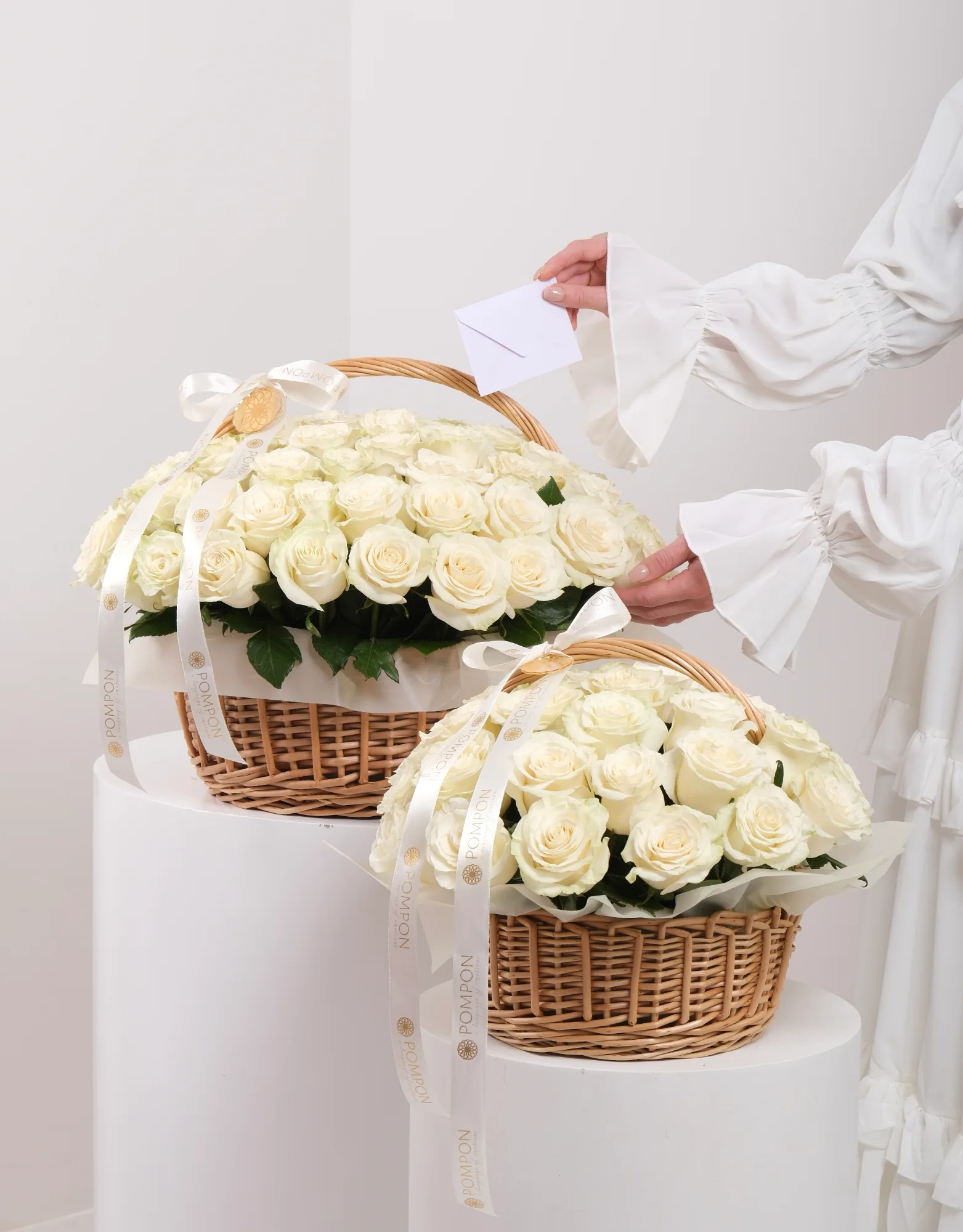 White Rose Basket